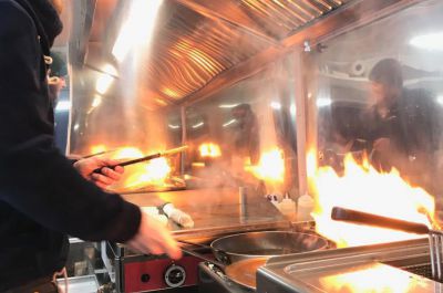 Nils cuisinier et pâtissier du Food truck Couz’Co Yvelines (78), Roulés, Fait maison, Produits frais, Produits locaux
